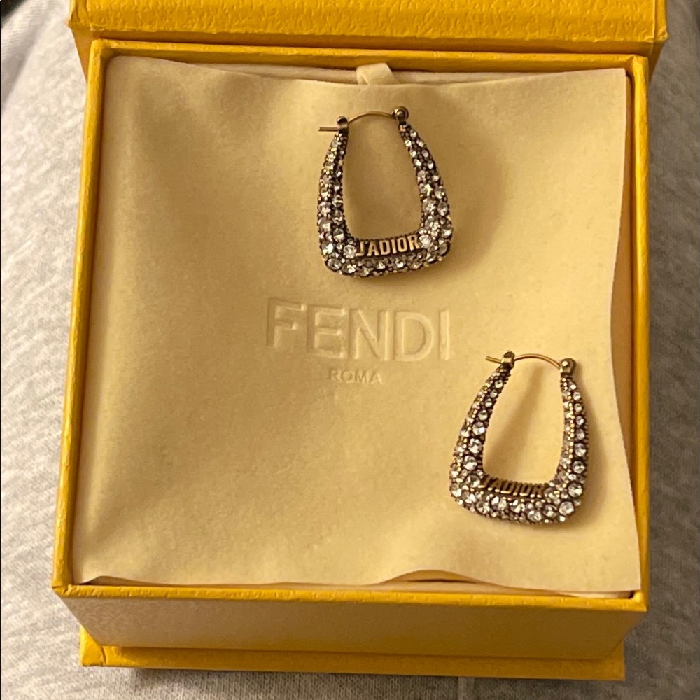 Fendi J’Adior square shape hoops